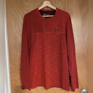 Men’s under armour shirts - size L